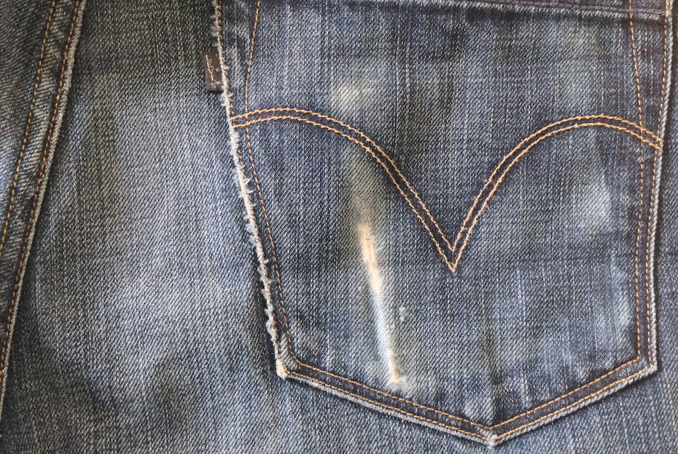 levi jeans with cell phone pocket