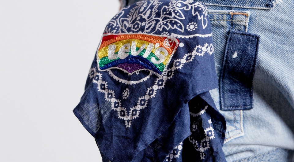 levis pride shorts