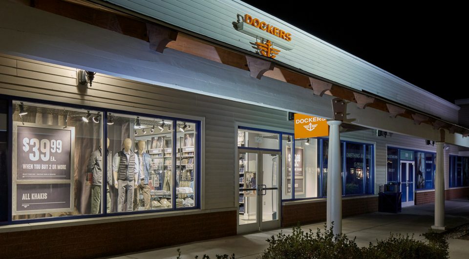 Dockers® Opens New Stores in . - Levi Strauss & Co : Levi Strauss & Co