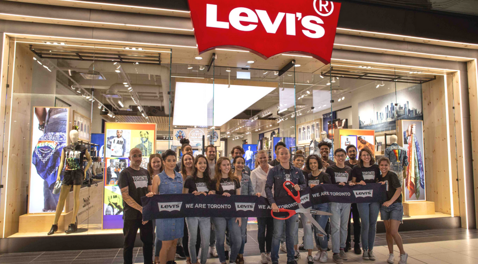 levi's store in quest mall