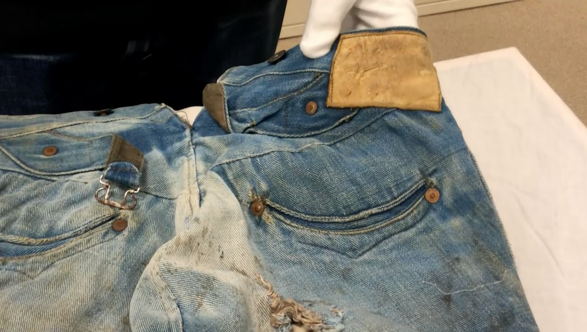 Levi's spring bottom pants 2025