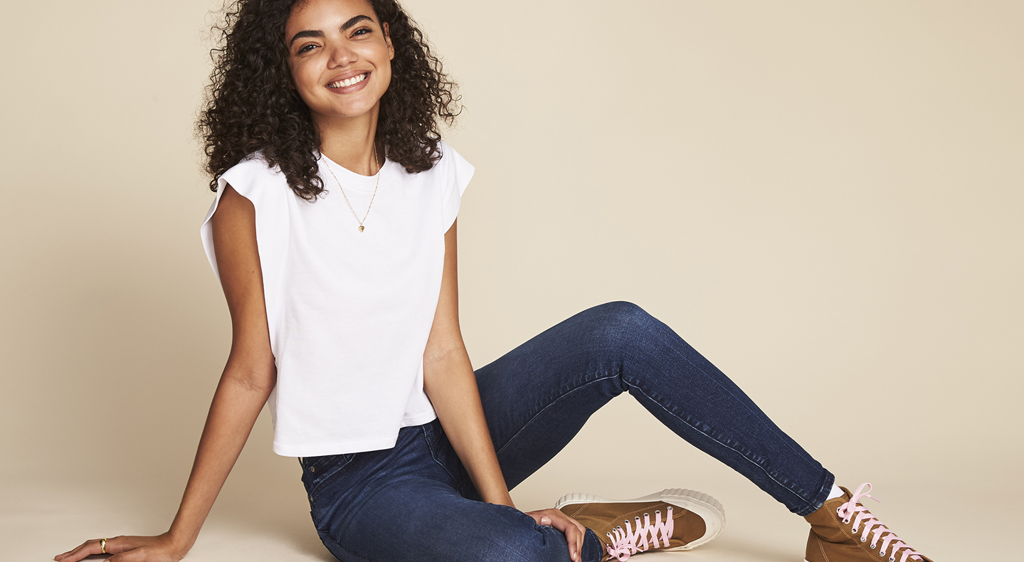 women's signature levi strauss jeans