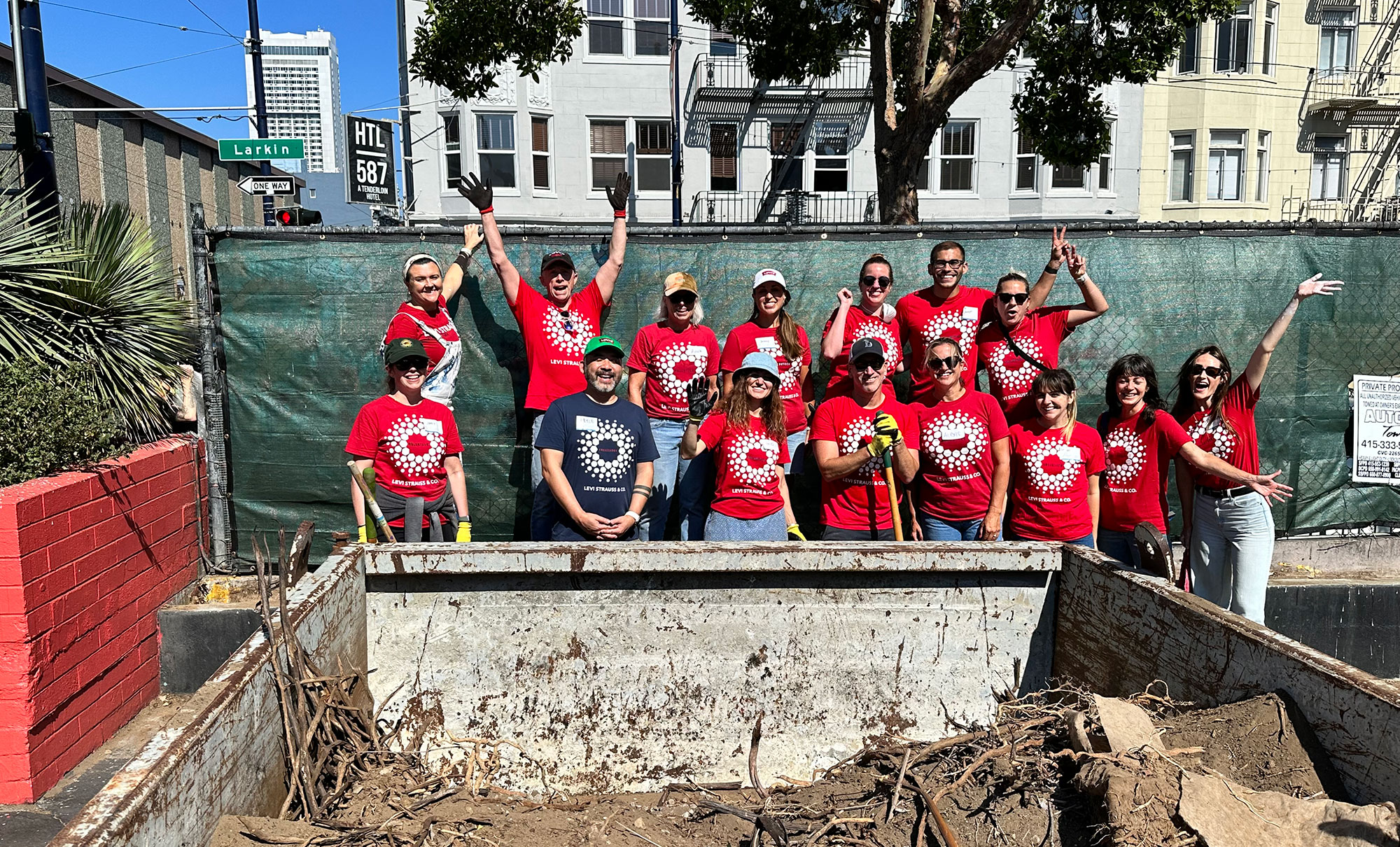 LS&Co. employee volunteers pose for a group photo at the Phoenix Hotel in San Francisco.