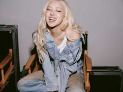 K-pop superstar Rosé poses in Levi's® jacket and jeans as part of her campaign with the Levi's® brand